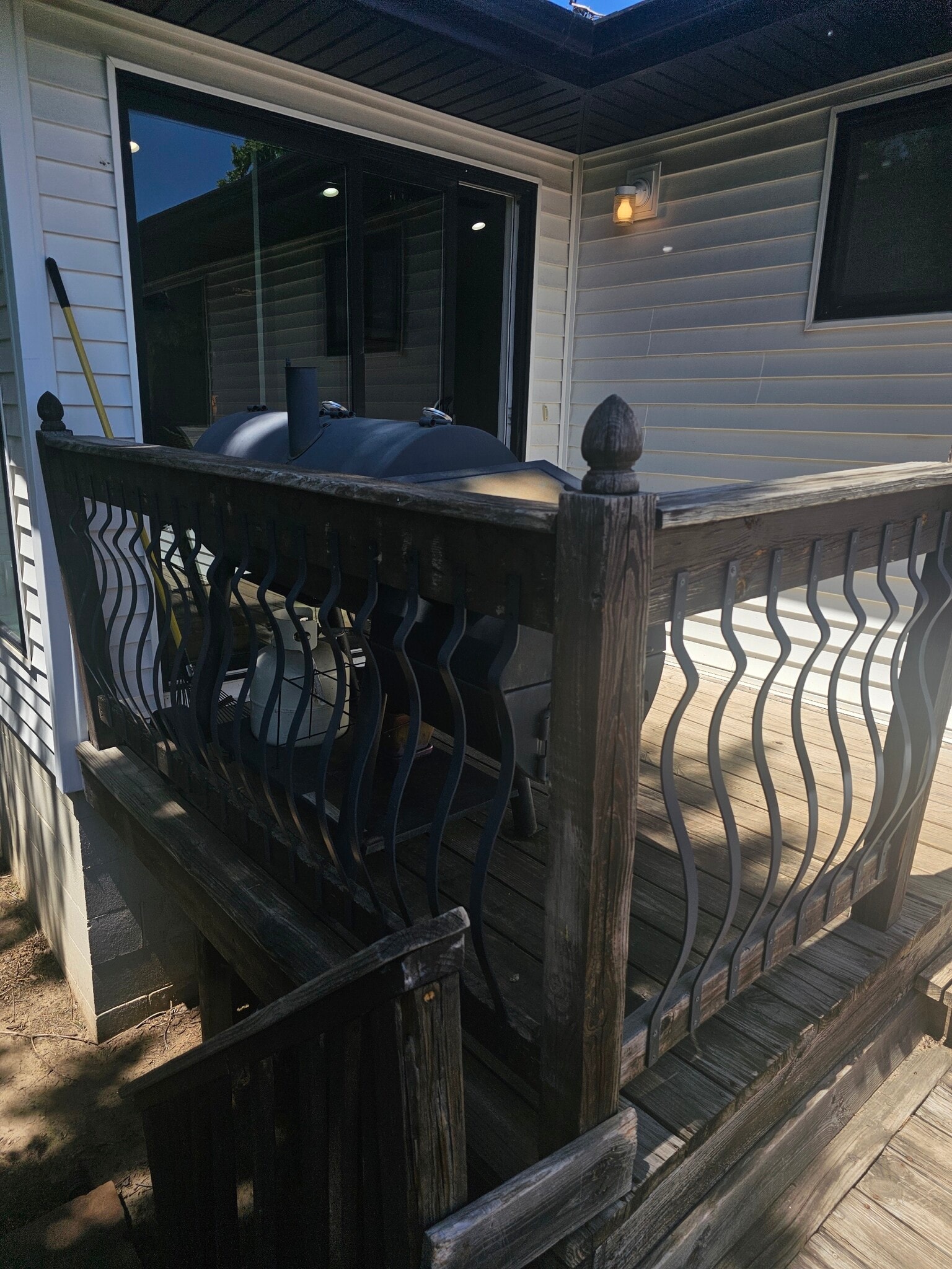 Building Photo - 14465 Krug Cir