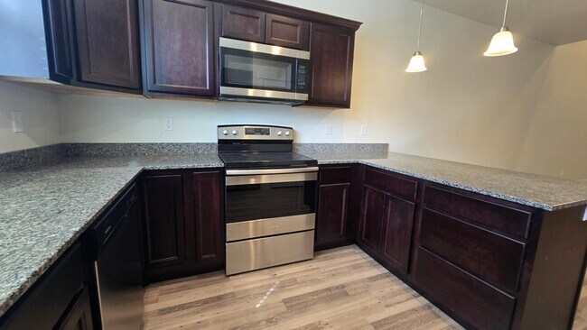 Building Photo - 3964 Hardman Way