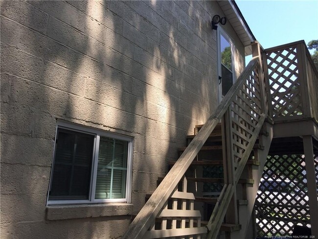 Building Photo - 118-B S Virginia Ave