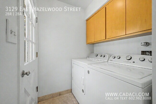 Building Photo - 3129 E Hazelwood St