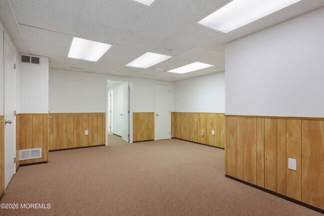 Building Photo - 154 Yarmouth Ct