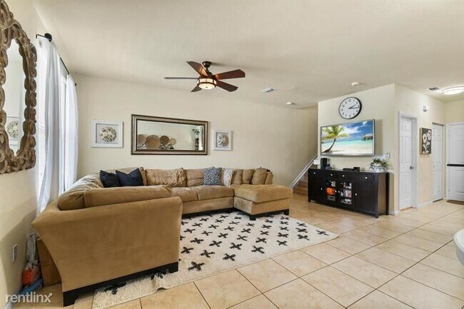 Building Photo - 3 br, 2.5 bath Townhome - 4651 Mimosa Ter ...