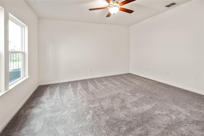 Building Photo - 10725 Overlook Pass