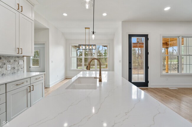 Building Photo - 5123 Oak Rdg Pl