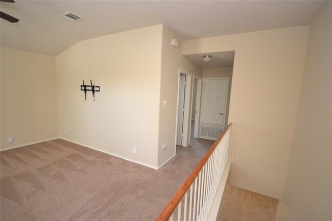 Building Photo - 409 Riverine Way