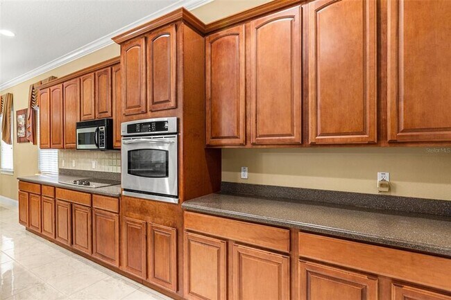 Building Photo - 3329 Schoolhouse Rd