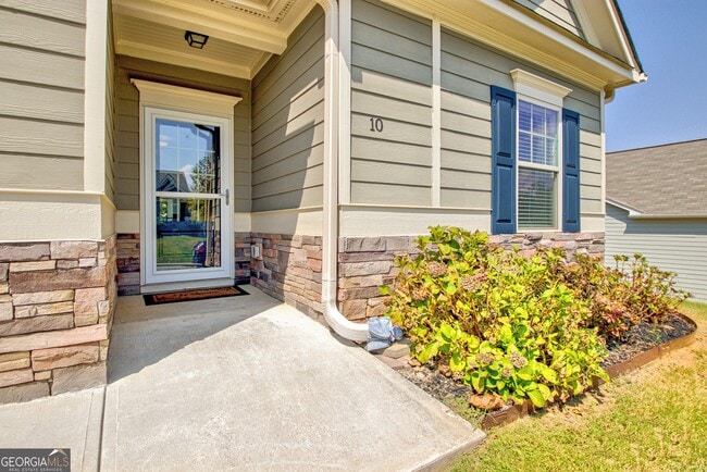 Building Photo - 10 Vintage Ave