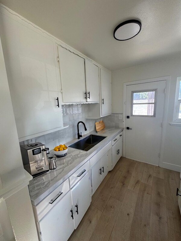 Building Photo - 9671 Maureen Dr