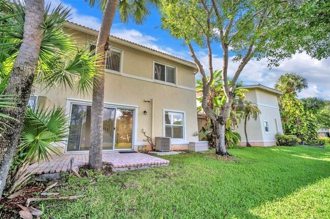 Building Photo - 2279 NW 170th Ave