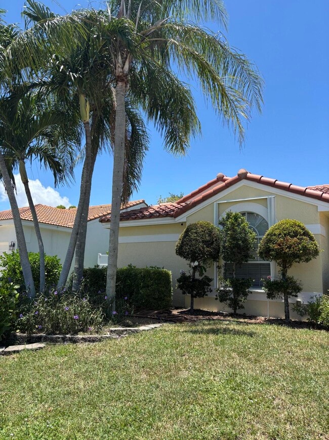 Building Photo - 9308 Lake Serena Dr