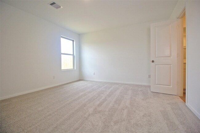 Building Photo - 3218 Elm Br Dr