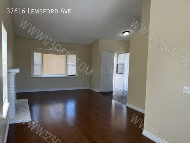 Building Photo - 37616 Lemsford Ave