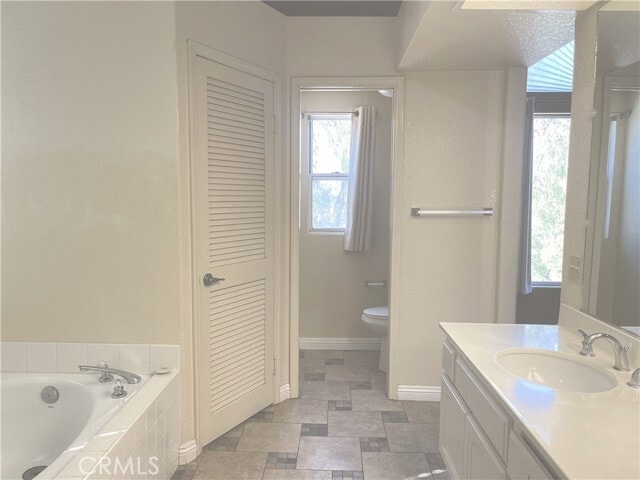 Building Photo - 2985 Amber Dr