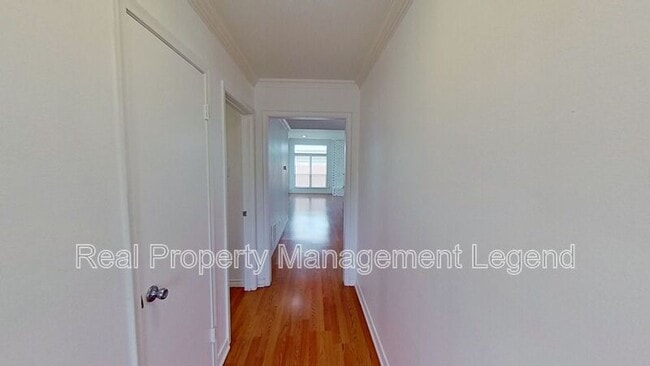 Building Photo - 3607 Stables Ln