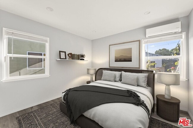 Building Photo - 2654 33rd St