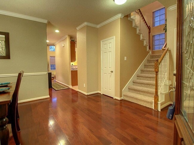 Building Photo - 1246 Glenwood Canyon Ln