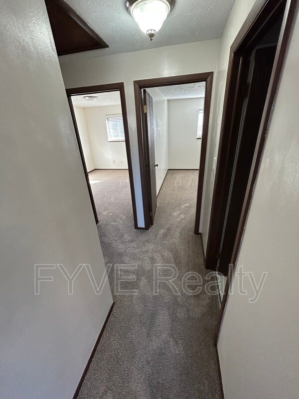 Building Photo - 5590 Barton Rd