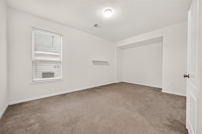 Building Photo - 20902 Cullen Ranch Rd