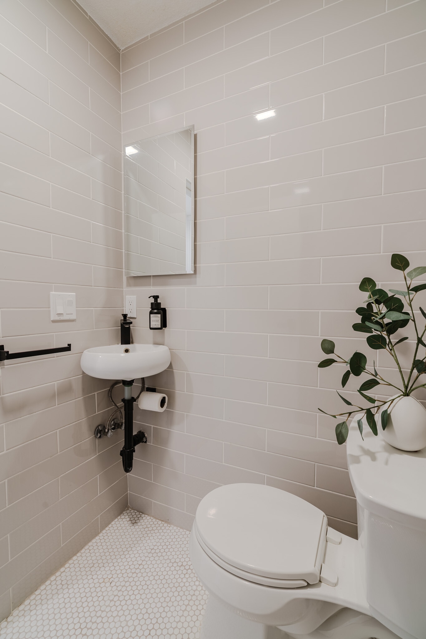 Building Photo - 52801 Avenida Alvarado