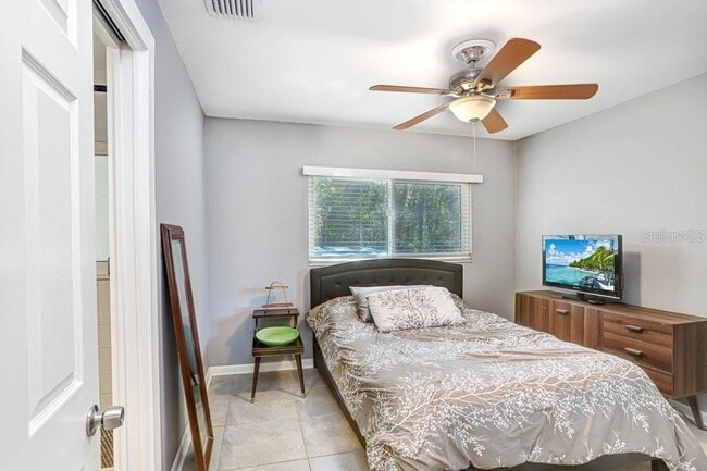 Building Photo - 6703 N River Blvd