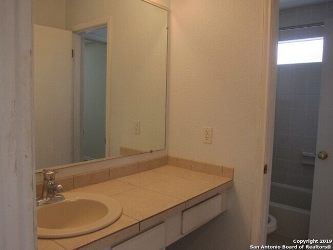 Building Photo - 9906-9908 Ardash Ln