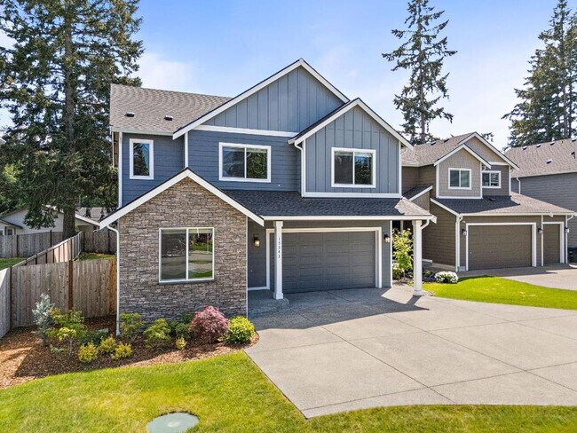 Building Photo - Modern 4-Bedroom Yelm Home with Covered Patio, Outdoor Fireplace & Office/Flex Space!