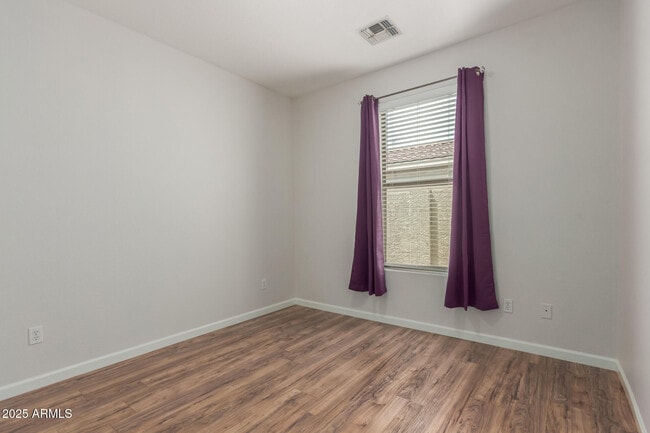 Building Photo - 4274 E Gleneagle Dr