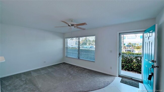 Building Photo - 2929 SE Ocean Blvd