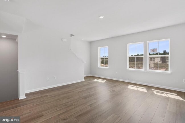 Building Photo - 131 Kinkade Ct