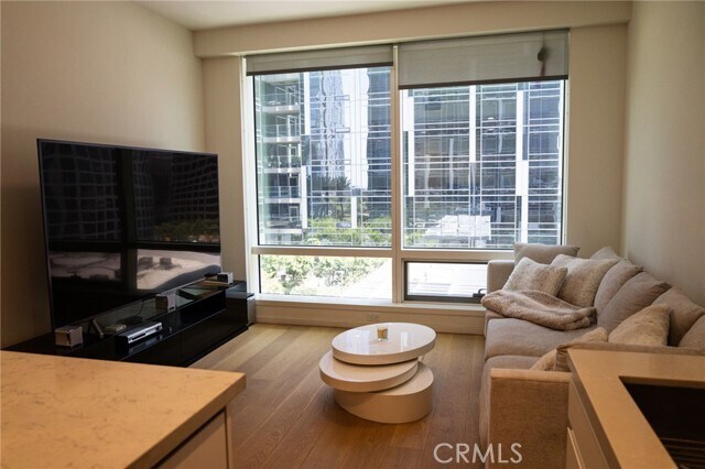 Building Photo - 877 Francisco St