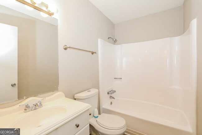 Building Photo - 8974 Sterling Ridge Ln