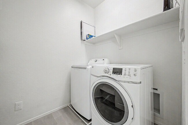 Building Photo - 2540 N 149th Ave
