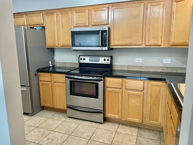 Building Photo - 13200 W Heiden Cir