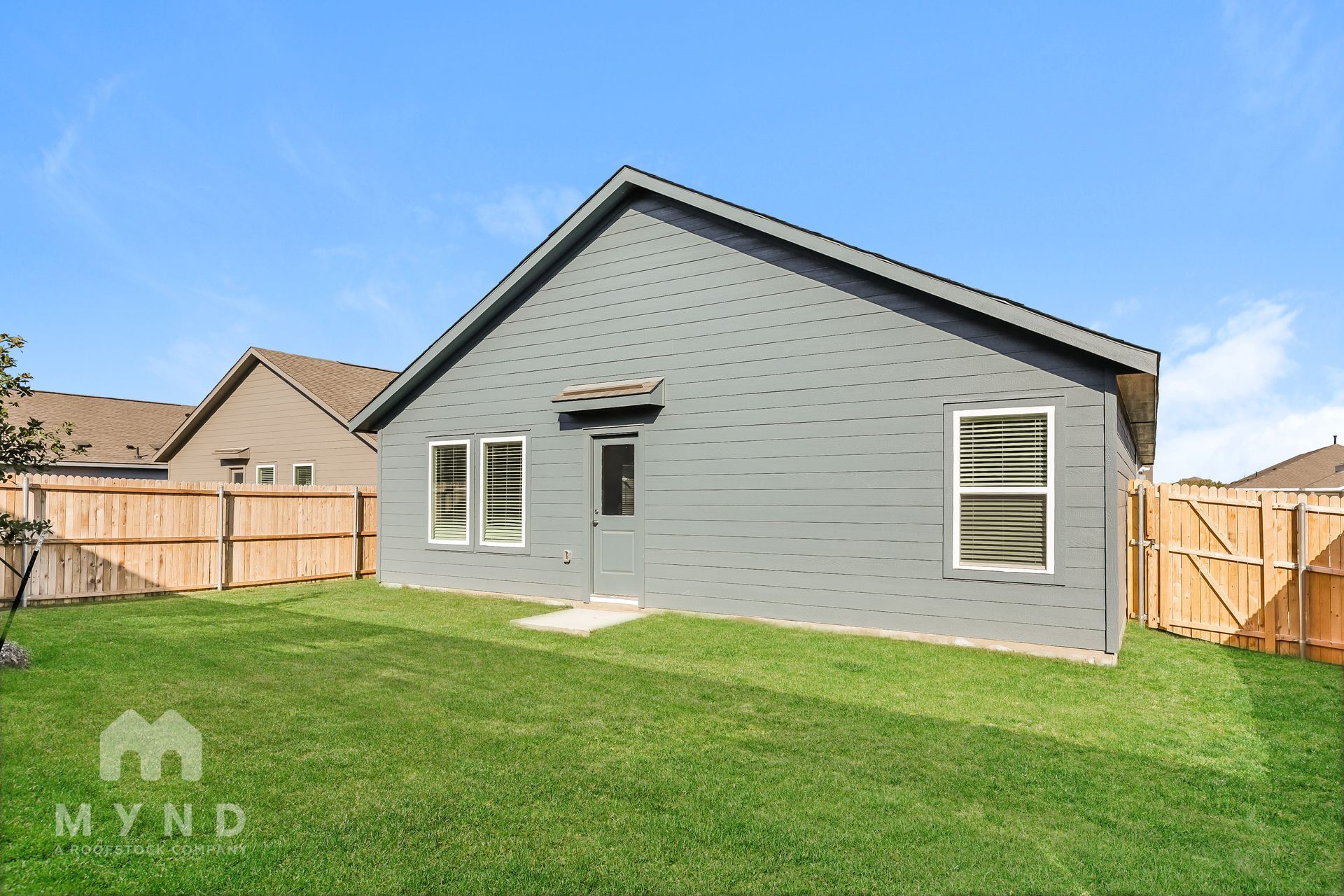 Building Photo - 2712 Ctr Crk Ln