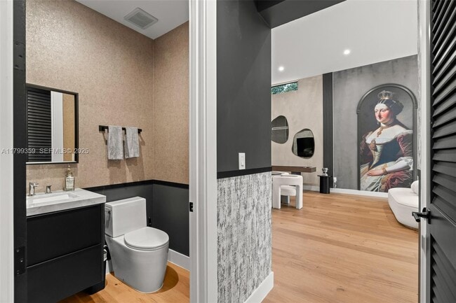 Building Photo - 400 NW 49th St