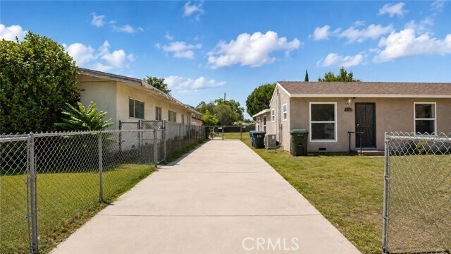 Building Photo - 11744 Mulhall St