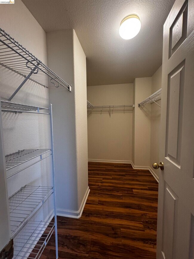 Building Photo - 8224 Shay Cir