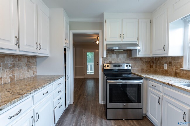 Building Photo - 109 Chickasaw Trail