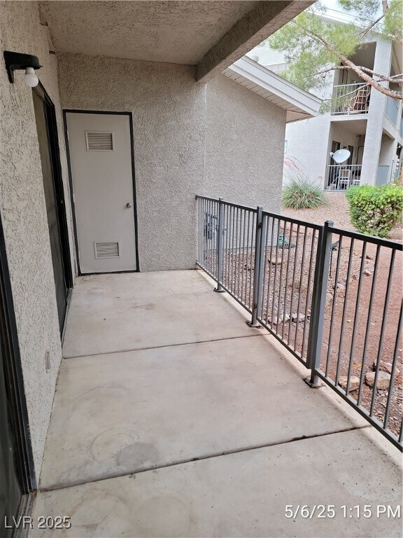 Building Photo - 2815 Blue Bonnet Dr