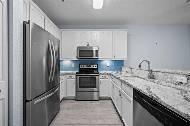 Building Photo - 152 Village Blvd