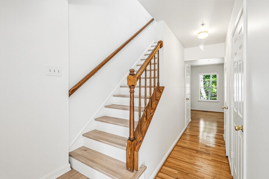 Building Photo - 13108 Grandview Ct