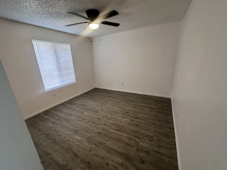 Building Photo - 1421 Cimarron Ct