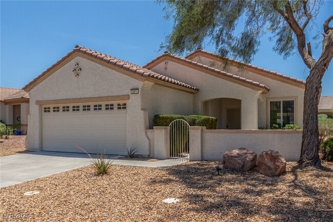 Building Photo - 2871 Goldcreek St