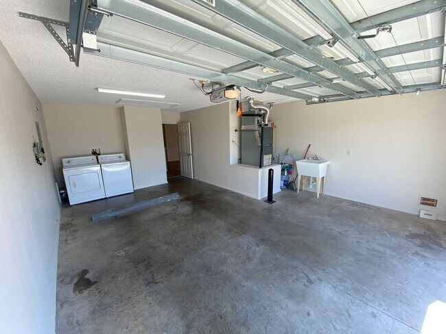 Building Photo - Annual Rental  in The Village of Piedmont - Unfurnished  - 2 Bedroom 2 Bath Patio Villa, with pon...