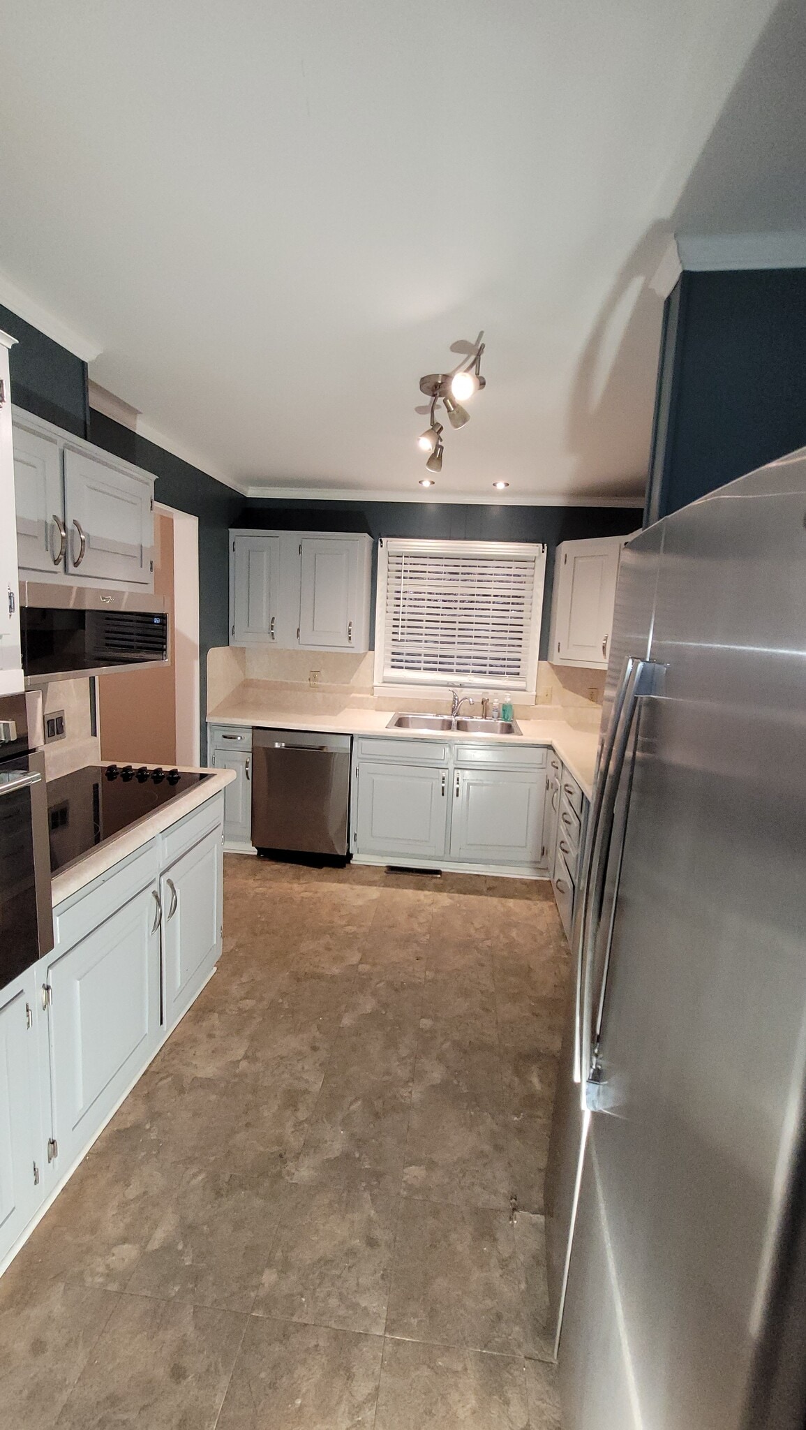 Modern Kitchen - 129 Reservoir Ridge Dr
