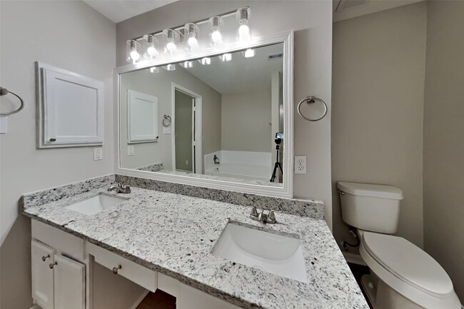 Building Photo - 26912 Castlecliff Ln