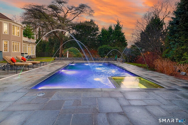 Building Photo - 278 Sunnieholme Dr