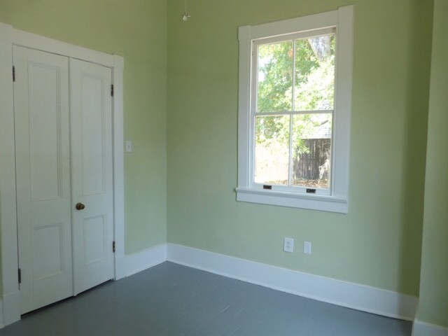 Building Photo - 2401 Habersham St