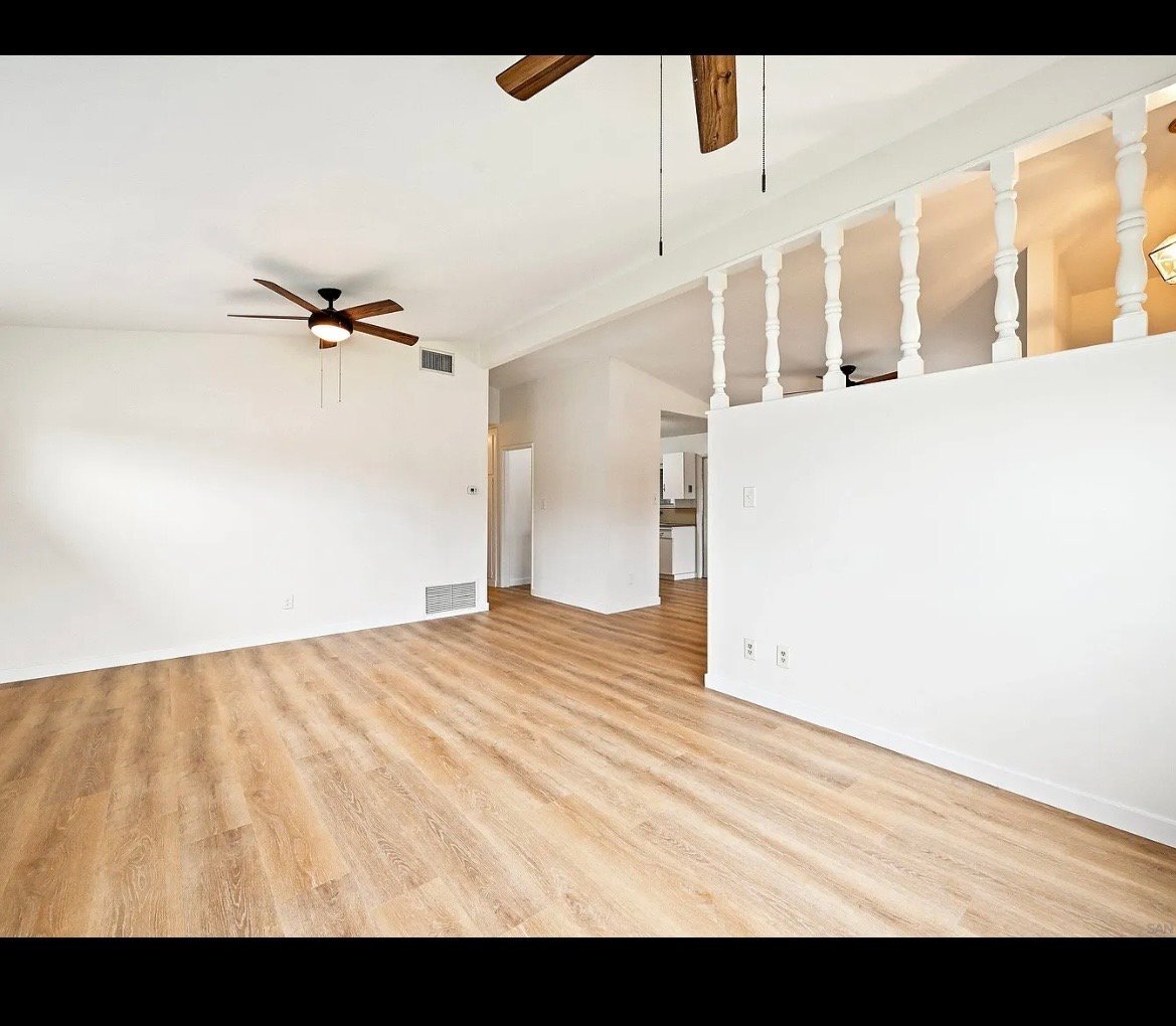 Building Photo - 927 Gray Dr