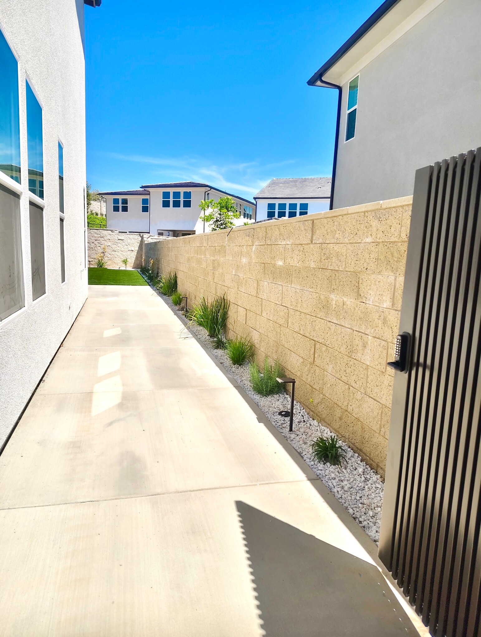 Building Photo - 130 Ashpark